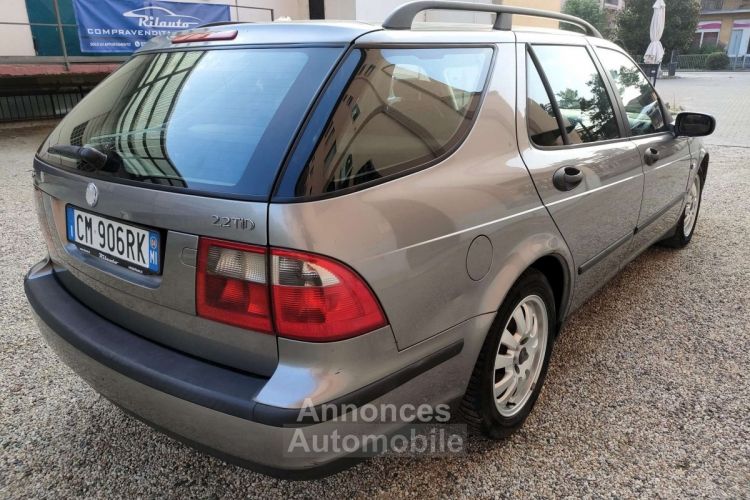 Saab 9-5 2004 Wagon 2.2 tid Vector - <small></small> 900 € <small>TTC</small> - #15