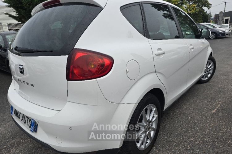 Seat Altea XL 2.0 TDI 140 ch FAP CR Style - <small></small> 5.990 € <small>TTC</small> - #5