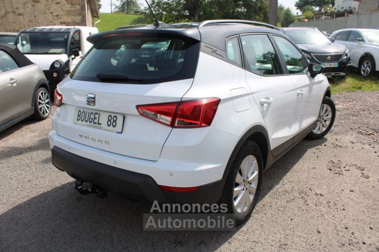 Seat Arona TSI XCELLENCE ESSENCE CLIM GPS 3D USB JA 16 ATTELAGE RADAR BLUETOOTH RÉGULATEUR - <small></small> 14.990 € <small>TTC</small> - #2