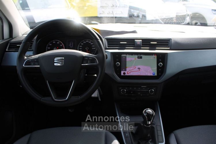 Seat Arona TSI XCELLENCE ESSENCE CLIM GPS 3D USB JA 16 ATTELAGE RADAR BLUETOOTH RÉGULATEUR - <small></small> 14.990 € <small>TTC</small> - #12