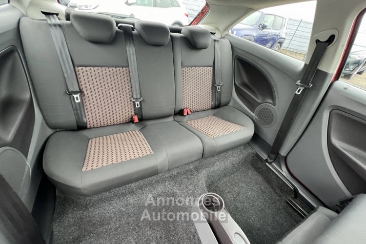 Seat Ibiza IV 1.4 TDI 90ch 4 cv Style 3p Clim Carnet a jour - <small></small> 4.990 € <small>TTC</small> - #15