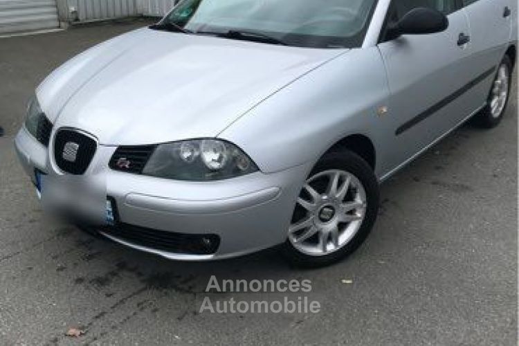 Seat Ibiza Leon 1.6 boîte automatique - <small></small> 3.990 € <small>TTC</small> - #1