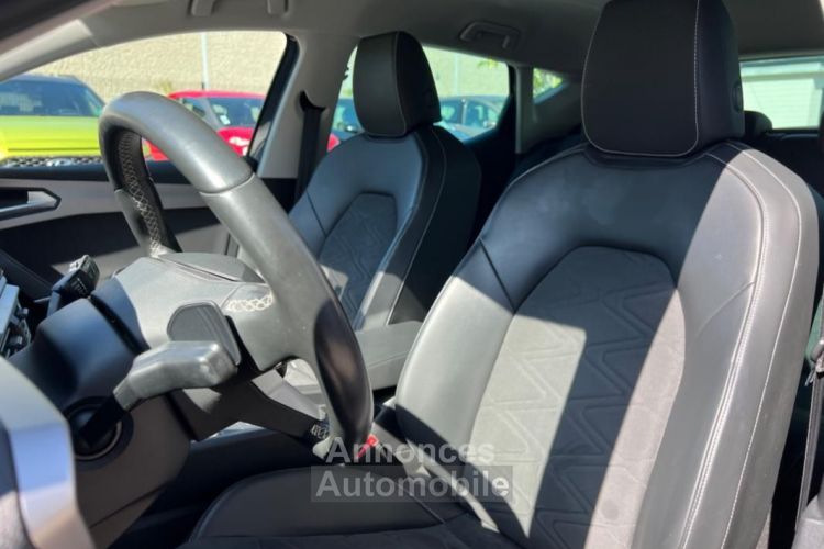 Seat Leon 1.4 ETSI-HYBRID 204 CH XCELLENCE APPLE CARPLAY SANS FIL - <small></small> 20.980 € <small>TTC</small> - #11