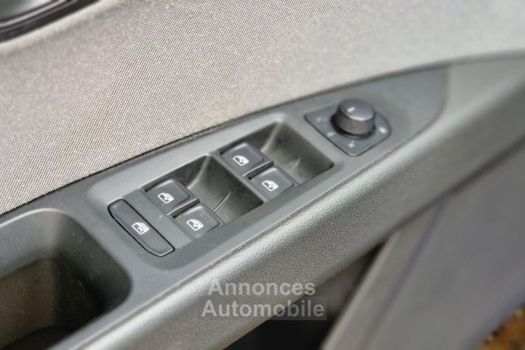 Seat Leon 1.6 TDI 115 Start/Stop BVM5 Style Business - <small></small> 12.890 € <small>TTC</small> - #9