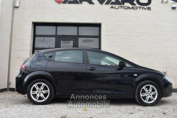 Seat Leon 1.6i - <small></small> 6.500 € <small>TTC</small> - #2