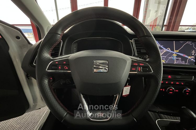 Seat Leon FR 1,5 TSI 150 DSG7 TOIT PANORAMIQUE OUVRANT ATTELAGE GPS CAMERA VIRTUAL COCKPIT HIFI BEATS APP - <small></small> 21.990 € <small>TTC</small> - #32