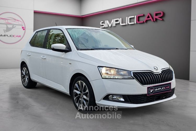 Skoda Fabia 1.0 MPI 60 ch BVM5 Clever - <small></small> 11.990 € <small>TTC</small> - #1