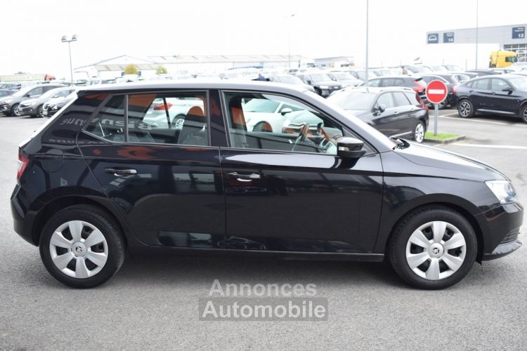 Skoda Fabia 1.0 MPI 60CH AMBITION GREENTEC - <small></small> 10.890 € <small>TTC</small> - #4