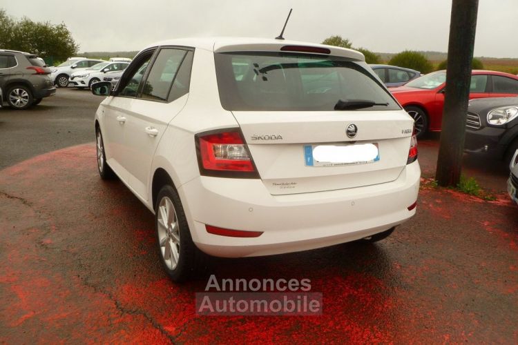 Skoda Fabia 1.0 MPI 75CH CLEVER 5 PORTES - <small></small> 11.950 € <small>TTC</small> - #4