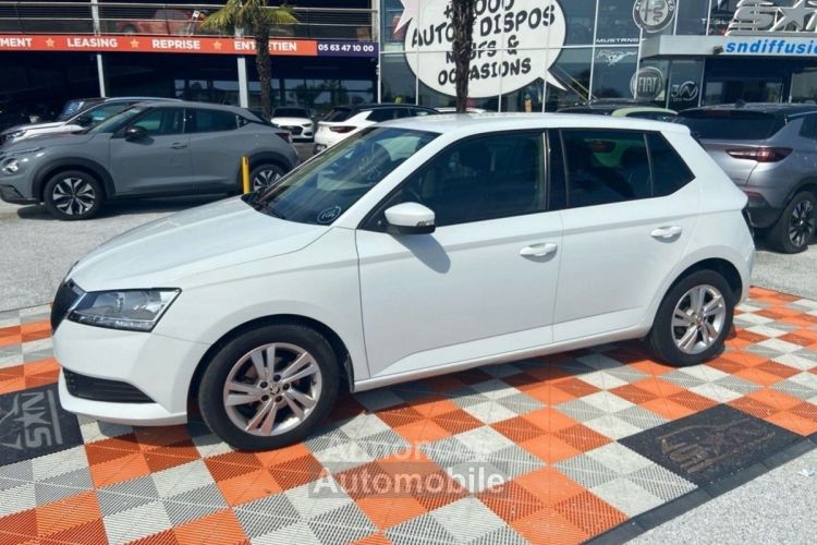 Skoda Fabia 1.0 TSI 95 AMBITION Caméra JA 15 - <small></small> 14.250 € <small>TTC</small> - #1