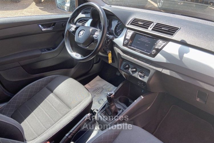 Skoda Fabia 1.0 TSI 95 AMBITION Caméra JA 15 - <small></small> 13.980 € <small>TTC</small> - #26