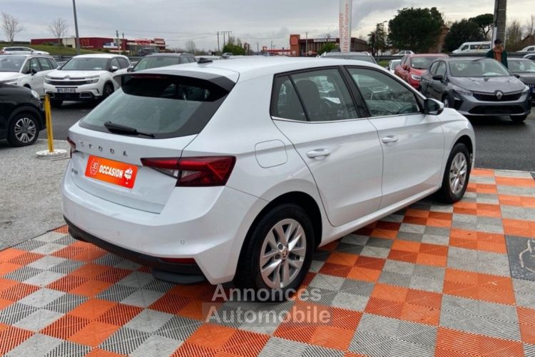 Skoda Fabia 1.0 TSI 95 AMBITION Ecran 8 JA 15 - <small></small> 17.750 € <small>TTC</small> - #5