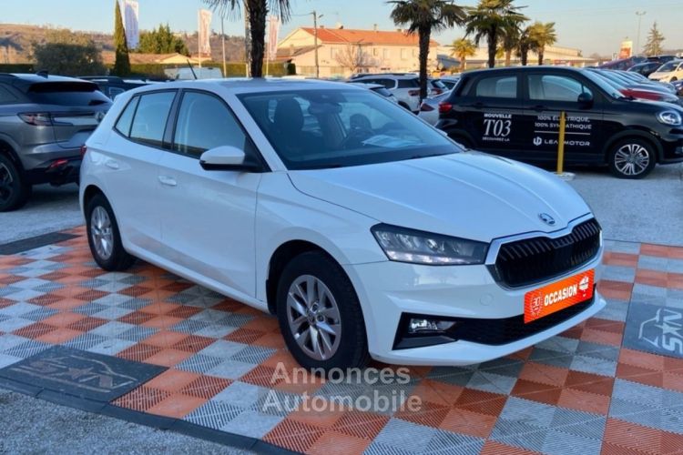 Skoda Fabia 1.0 TSI 95 AMBITION Ecran 8 JA 15 - <small></small> 17.750 € <small>TTC</small> - #3