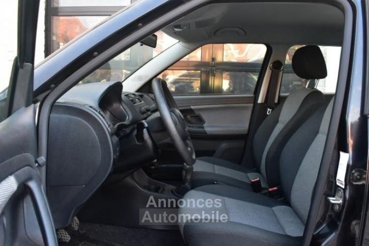 Skoda Fabia 1.2i - <small></small> 5.500 € <small>TTC</small> - #10