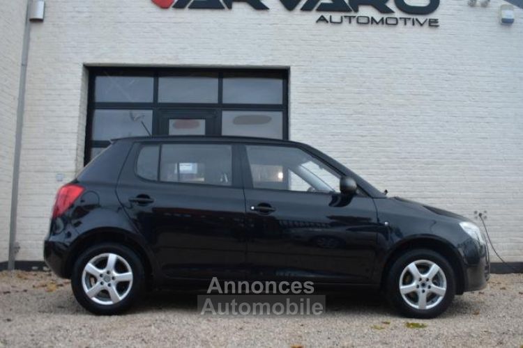 Skoda Fabia 1.2i - <small></small> 5.950 € <small>TTC</small> - #2