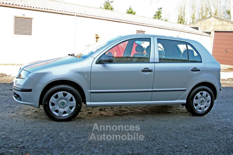 Skoda Fabia 1.2i Classic - <small></small> 2.490 € <small>TTC</small> - #2