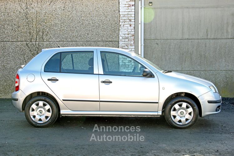 Skoda Fabia 1.2i Classic - <small></small> 2.490 € <small>TTC</small> - #6