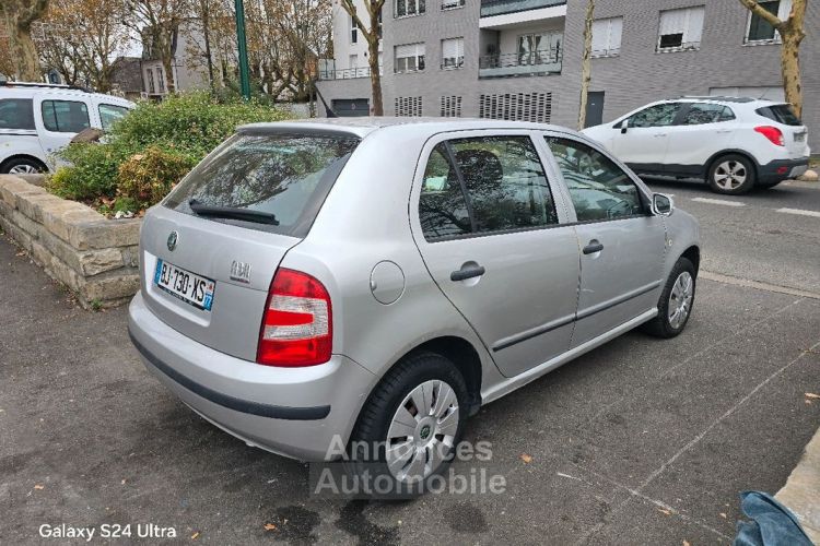 Skoda Fabia 1.2l htp 64ch GARANTIE - <small></small> 2.990 € <small>TTC</small> - #4