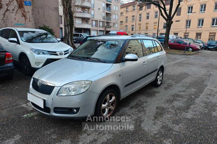 Skoda Fabia 1.4 tdi 80 confort - <small></small> 2.390 € <small>TTC</small> - #2