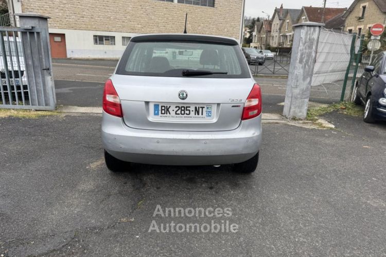 Skoda Fabia 1.6 TDI CR FAP - 90 Ambition Clim + Radar AR - <small></small> 6.990 € <small>TTC</small> - #4