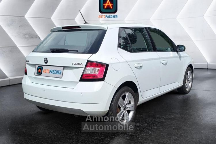 Skoda Fabia 3 1.0  ess - 75  Finition Business Climatisaiton Confort pack Garantie 12 mois - <small></small> 7.450 € <small>TTC</small> - #5