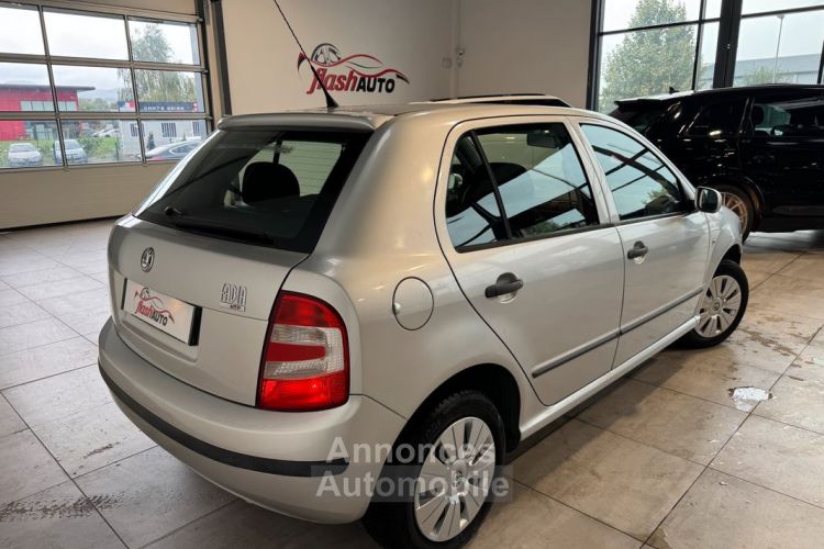 Skoda Fabia PHASE 2 1.2 64cv-1ere MAIN - <small></small> 4.400 € <small>TTC</small> - #3