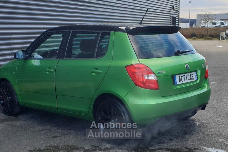 Skoda Fabia RS 1.4 TSI 180 DSG7 BVA - <small></small> 8.990 € <small>TTC</small> - #25