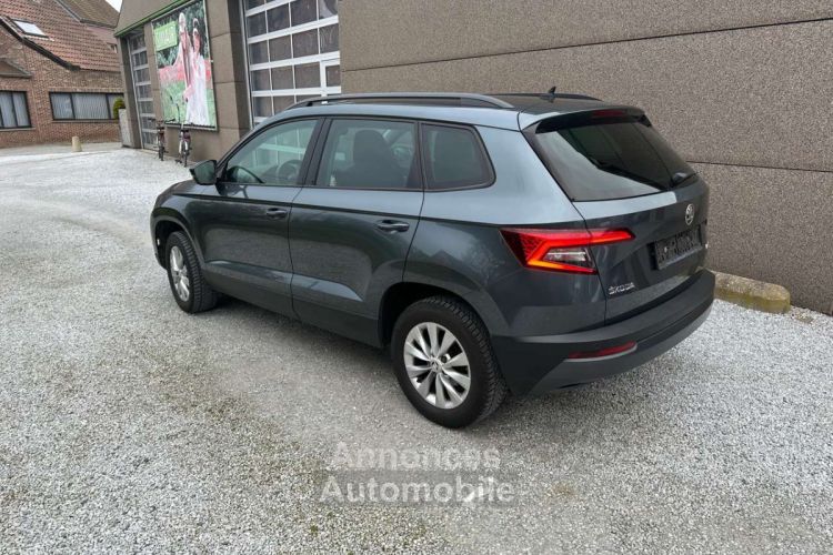 Skoda Karoq 1.6 CR TDi SCR Ambition DSG 85KW CLIM NAVI LED - <small></small> 15.990 € <small>TTC</small> - #4