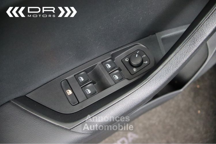 Skoda Karoq 1.6CRTDI AMBITION - LEDER NAVI DAB MIRROR LINK - <small></small> 18.495 € <small>TTC</small> - #42