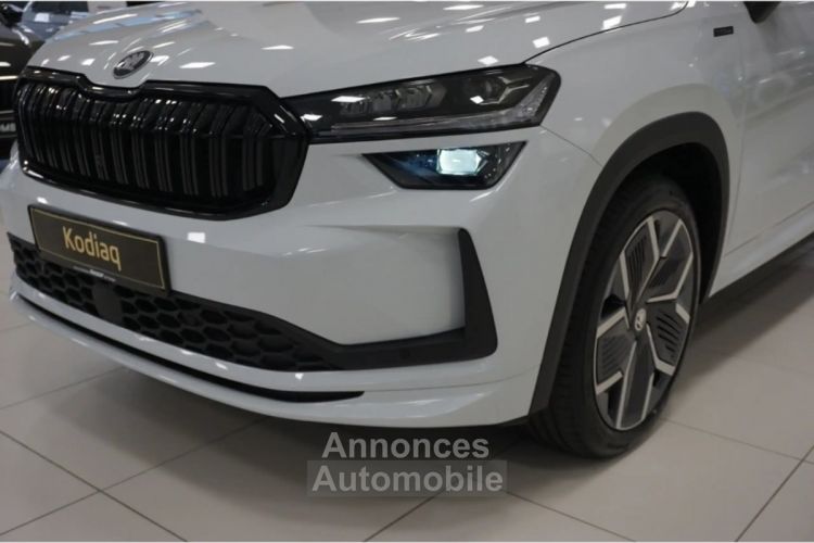 Skoda Kodiaq 2024 2.0 TDI Sportline 4x4 DSG 7-Sitzer Matrix Navi Pan - <small></small> 57.990 € <small></small> - #2