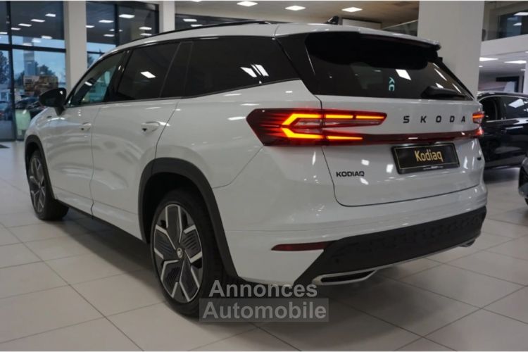 Skoda Kodiaq 2024 2.0 TDI Sportline 4x4 DSG 7-Sitzer Matrix Navi Pan - <small></small> 57.990 € <small></small> - #3