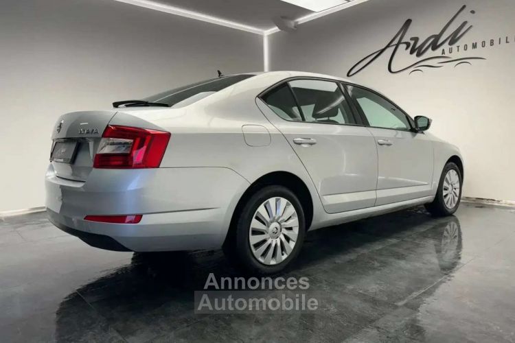 Skoda Octavia 1.2 TSI GPS GARANTIE 12 MOIS 1er PROPRIETAIRE - <small></small> 12.950 € <small>TTC</small> - #4