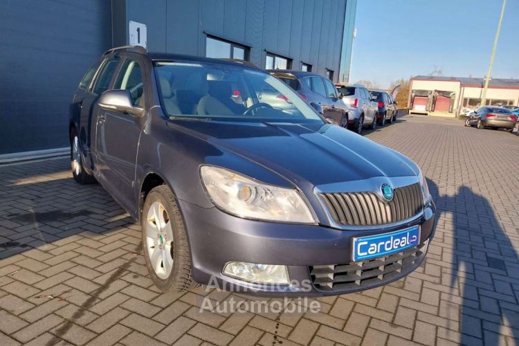 Skoda Octavia 1.6 CR TDi -CLIM-ATTACHE-REMORQUE-GARANTIE 12.MOIS - <small></small> 7.990 € <small>TTC</small> - #1