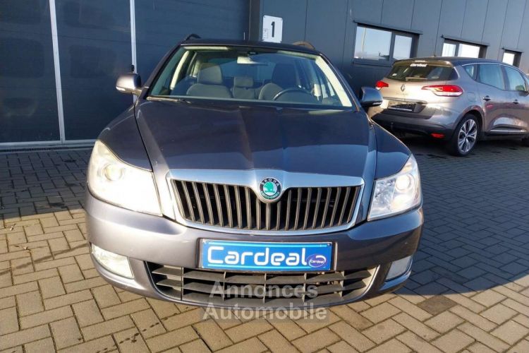 Skoda Octavia 1.6 CR TDi -CLIM-ATTACHE-REMORQUE-GARANTIE 12.MOIS - <small></small> 7.990 € <small>TTC</small> - #2