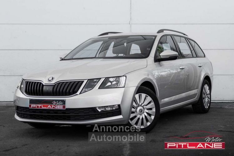 Skoda Octavia 1.6 TDi Ambition Boite DSG 7 CARPLAY CRUISE-C - <small></small> 16.990 € <small>TTC</small> - #1