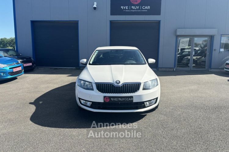 Skoda Octavia 2.0 TDI CR - 150 Start & Stop GTIE 12 M TBE PASSAT - <small></small> 13.990 € <small>TTC</small> - #2