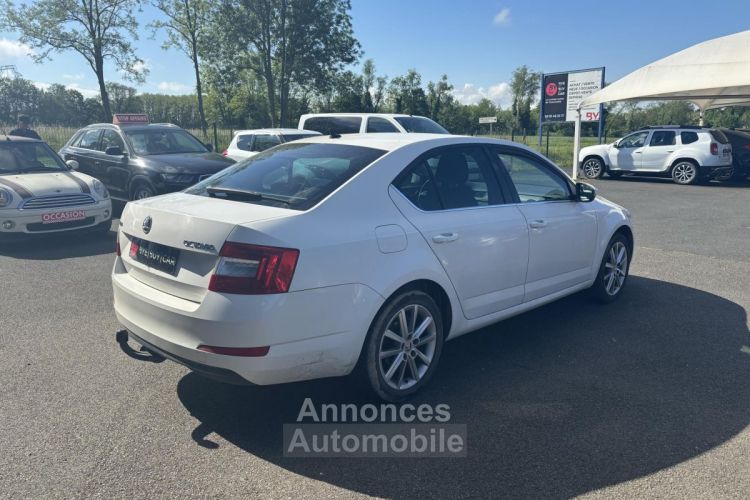 Skoda Octavia 2.0 TDI CR - 150 Start & Stop GTIE 12 M TBE PASSAT - <small></small> 13.990 € <small>TTC</small> - #4