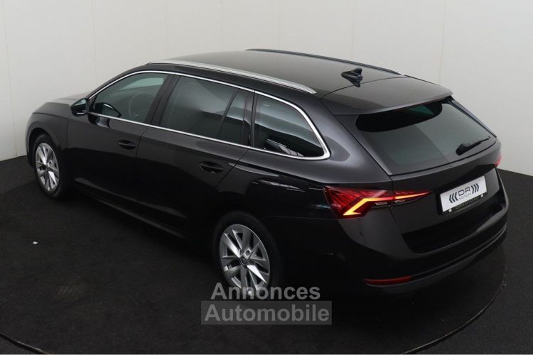 Skoda Octavia Combi 1.0TSI DSG eTEC STYLE - NAVI LED DAB MIRROR LINK TREKHAAK - <small></small> 19.995 € <small>TTC</small> - #3