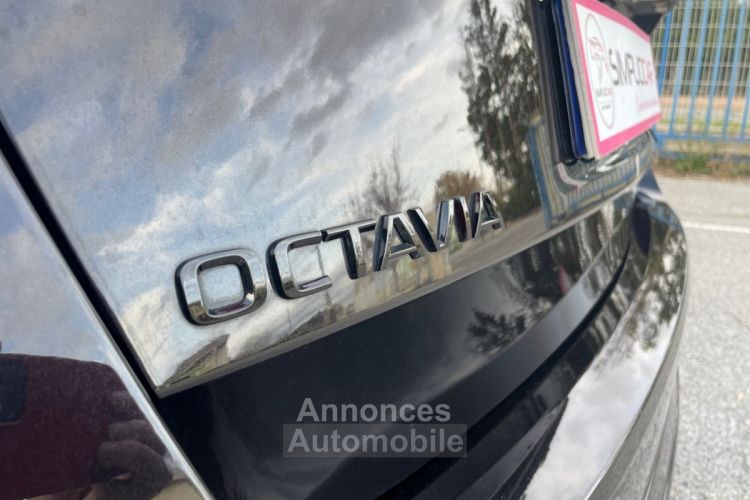 Skoda Octavia Combi 1.5 TSI mHEV e-TEC 150 ch ACT DSG7 Sportline SIEGES ET PARE BRISE CHAUFFANTS / VIRTUAL COCKPIT / AFF TETE HAUTE Garantie 12 mois - <small></small> 26.990 € <small>TTC</small> - #23