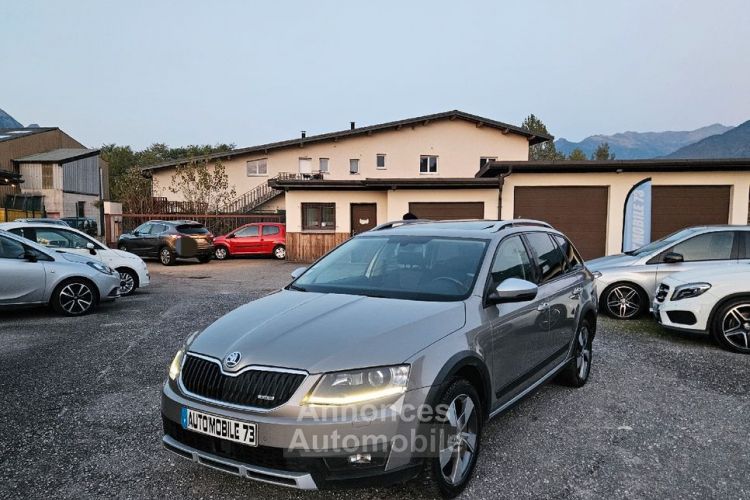 Skoda Octavia Combi 2.0 tdi 150 scout 4x4 07-2016 GARANTIE 12 MOIS ATTELAGE TOE CUIR ALCANTARA XENON - <small></small> 16.990 € <small>TTC</small> - #1