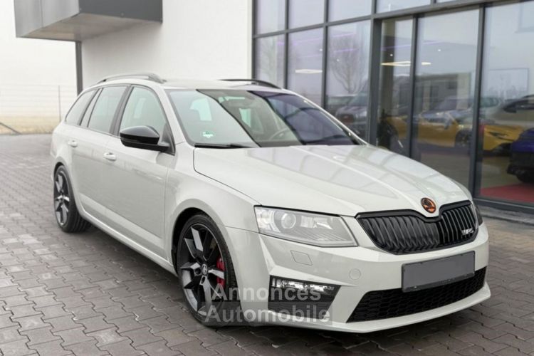 Skoda Octavia Combi 2.0 TSI - 220 - BV DSG   BREAK RS - <small></small> 18.751 € <small>TTC</small> - #1