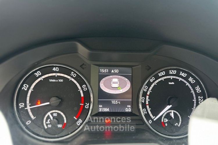 Skoda Octavia Combi 2.0 TSI 220CH RS - <small></small> 19.990 € <small>TTC</small> - #13