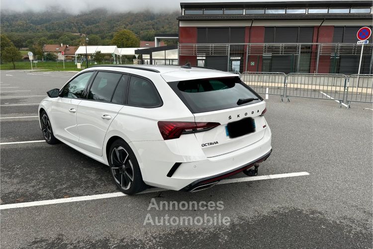 Skoda Octavia Combi Skoda Octavia Combi 2.0 TDI 200ch RS 4x4 DSG7 Garantie 2026 Attelage 18 Caméra / 39 - <small></small> 33.400 € <small>TTC</small> - #17