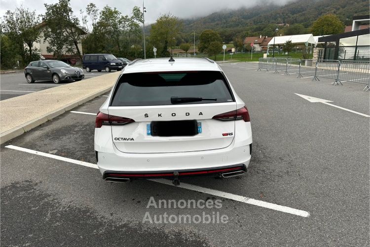 Skoda Octavia Combi Skoda Octavia Combi 2.0 TDI 200ch RS 4x4 DSG7 Garantie 2026 Attelage 18 Caméra / 39 - <small></small> 33.400 € <small>TTC</small> - #18