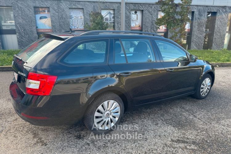 Skoda Octavia Combi TVA 2.0 TDI DSG7 RECUP 184ch 4x4 1 - <small></small> 18.490 € <small>TTC</small> - #5