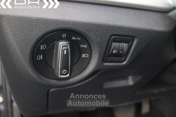 Skoda Scala 1.0TSI DSG AMBITION - NAVI VIRTUAL COCKPIT DAB MIRROR LINK -LED - <small></small> 15.995 € <small>TTC</small> - #40