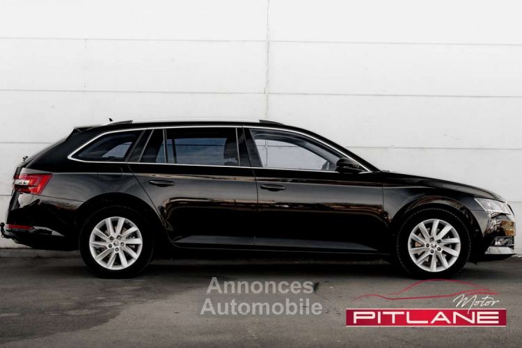 Skoda Superb 2.0 TDi Edition Style Attelage Carplay Bi-Xen - <small></small> 19.790 € <small>TTC</small> - #6