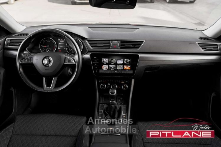 Skoda Superb 2.0 TDi Edition Style Attelage Carplay Bi-Xen - <small></small> 19.790 € <small>TTC</small> - #10