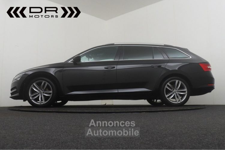 Skoda Superb COMBI 1.6CRTDI DSG7 AMBITION - NAVI MIRROR LINK LEDER LED ADAPTIVE CRUISE - <small></small> 21.995 € <small>TTC</small> - #4