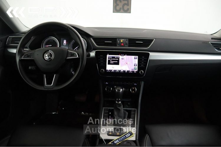 Skoda Superb COMBI 1.6CRTDI DSG7 FACELIFT AMBITION - NAVI APPLE CARPLAY/ANDROID LED LEDER - <small></small> 18.995 € <small>TTC</small> - #16